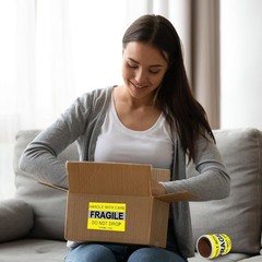 4×6 Inch Permanent Adhesive Fragile Stickers – 100 Labels for Caution Shipping