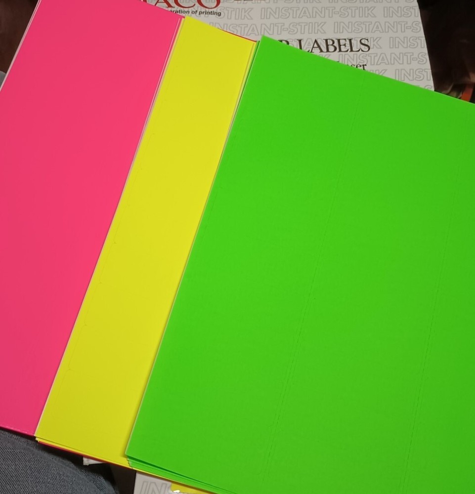 900 LASER LABELS for Addresses 1 x 2-5/8″ PINK YELLOW GREEN Fluorescent