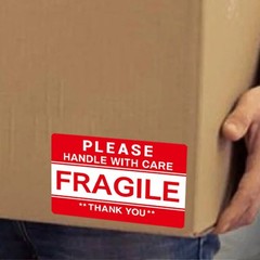 Roll of 500 red fragile warning labels (5×9 cm) | For shipping and packaging