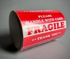 1 Sealed Roll Large 3″ x 5″ Fragile Stickers Handle with Care Fragile Labels 500