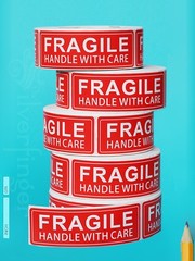 900 FRAGILE Labels 1×3” Handle With Care Mail Shipping Moving Adhesive Stickers